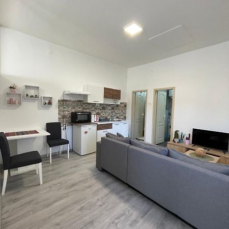 Apartman Arthur Кикинда Экстерьер фото