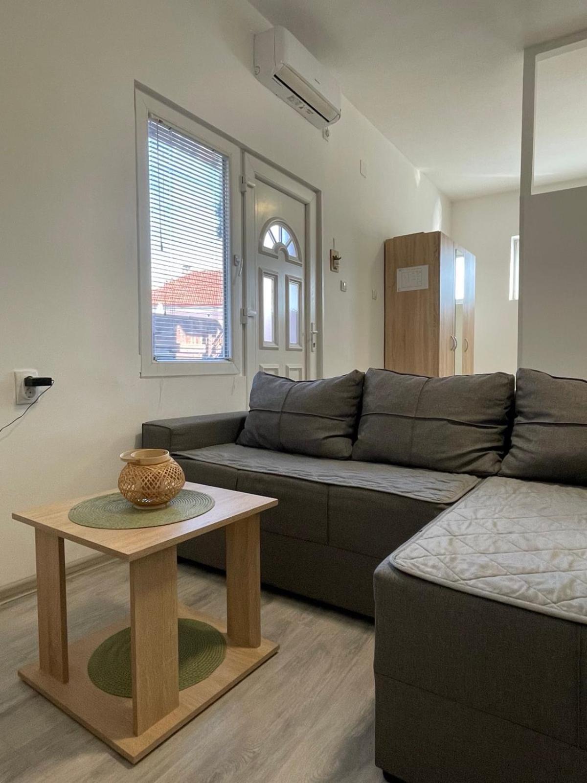 Apartman Arthur Кикинда Экстерьер фото